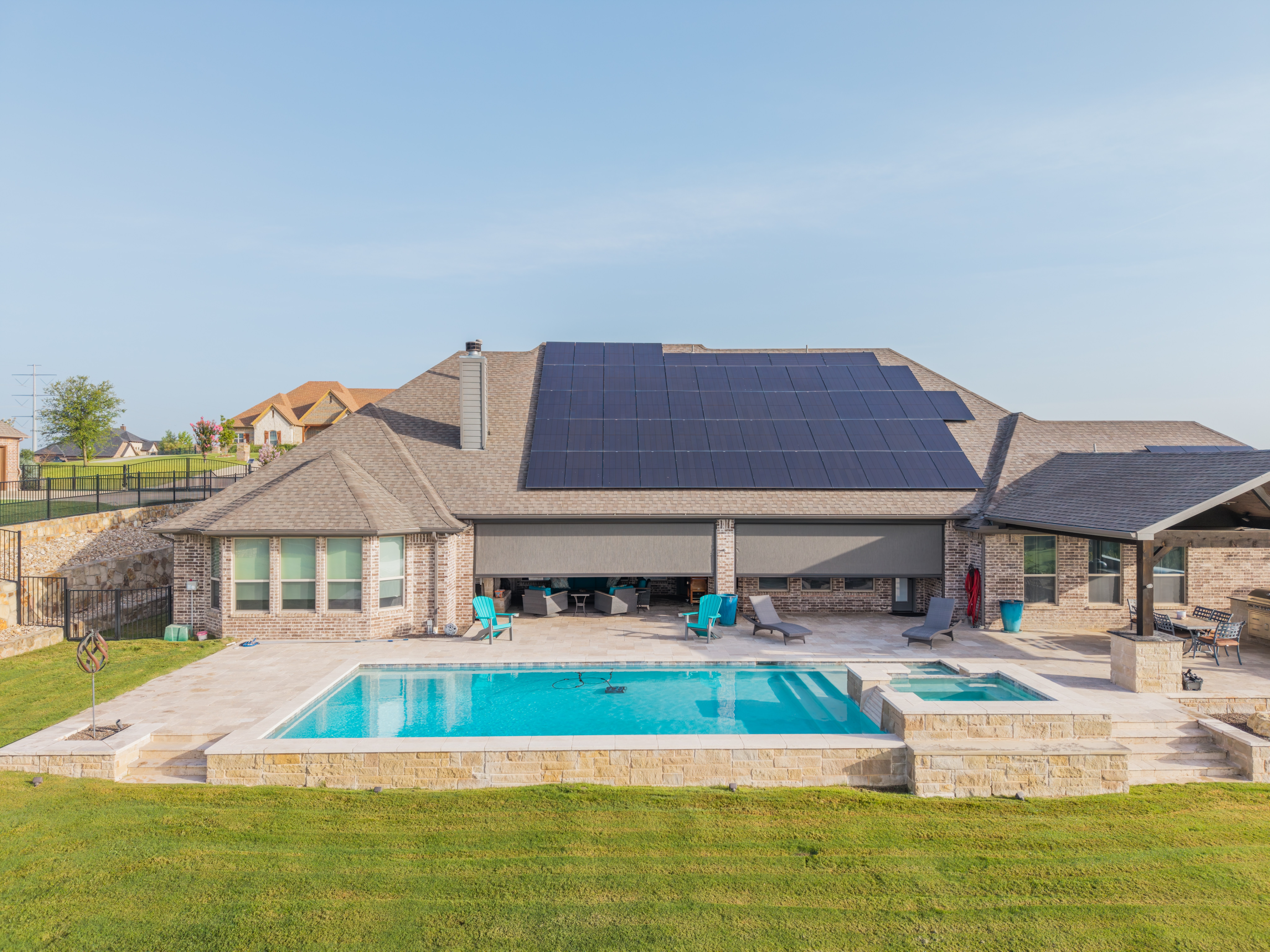 Residential-Solar-Screens-Grey-Fabric-Patio-Pool-Wide-Aerial-View