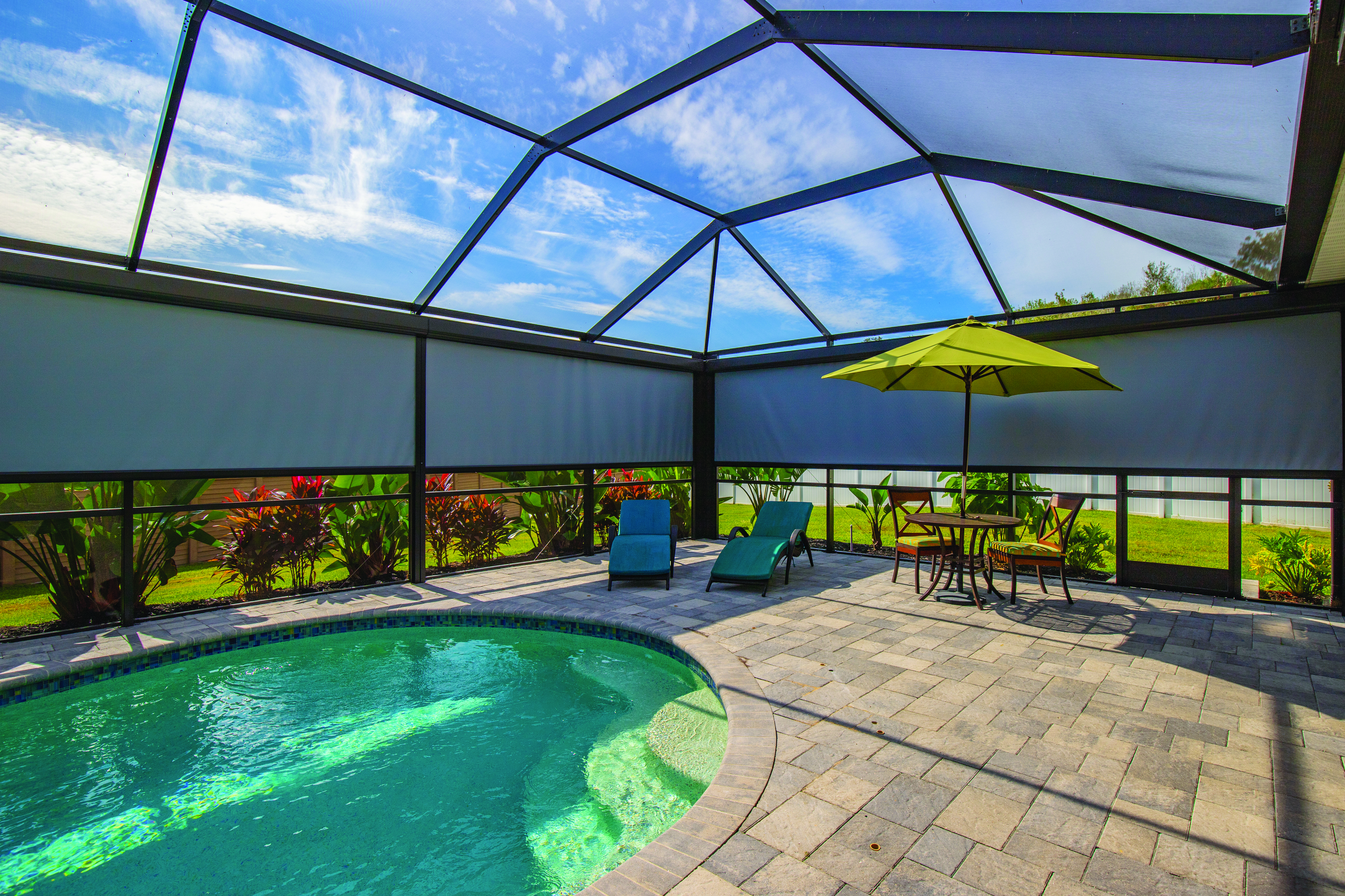 Screens-Residential-Privacy-Pool-Cage